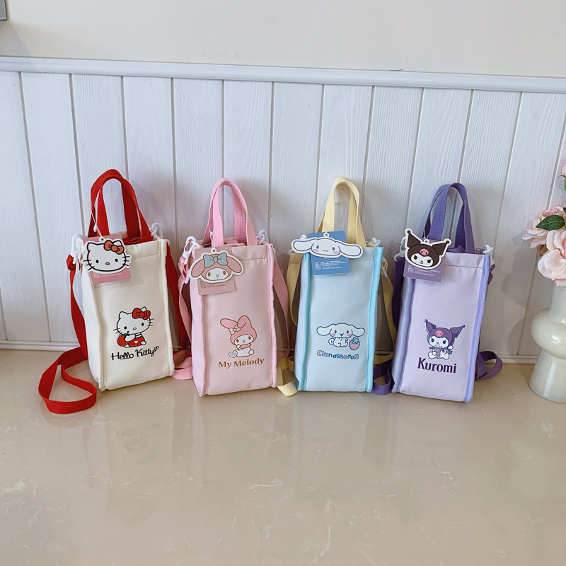 三丽鸥正版授权可爱卡通撞色防摔水杯袋焖烧杯套斜跨手机零钱包女