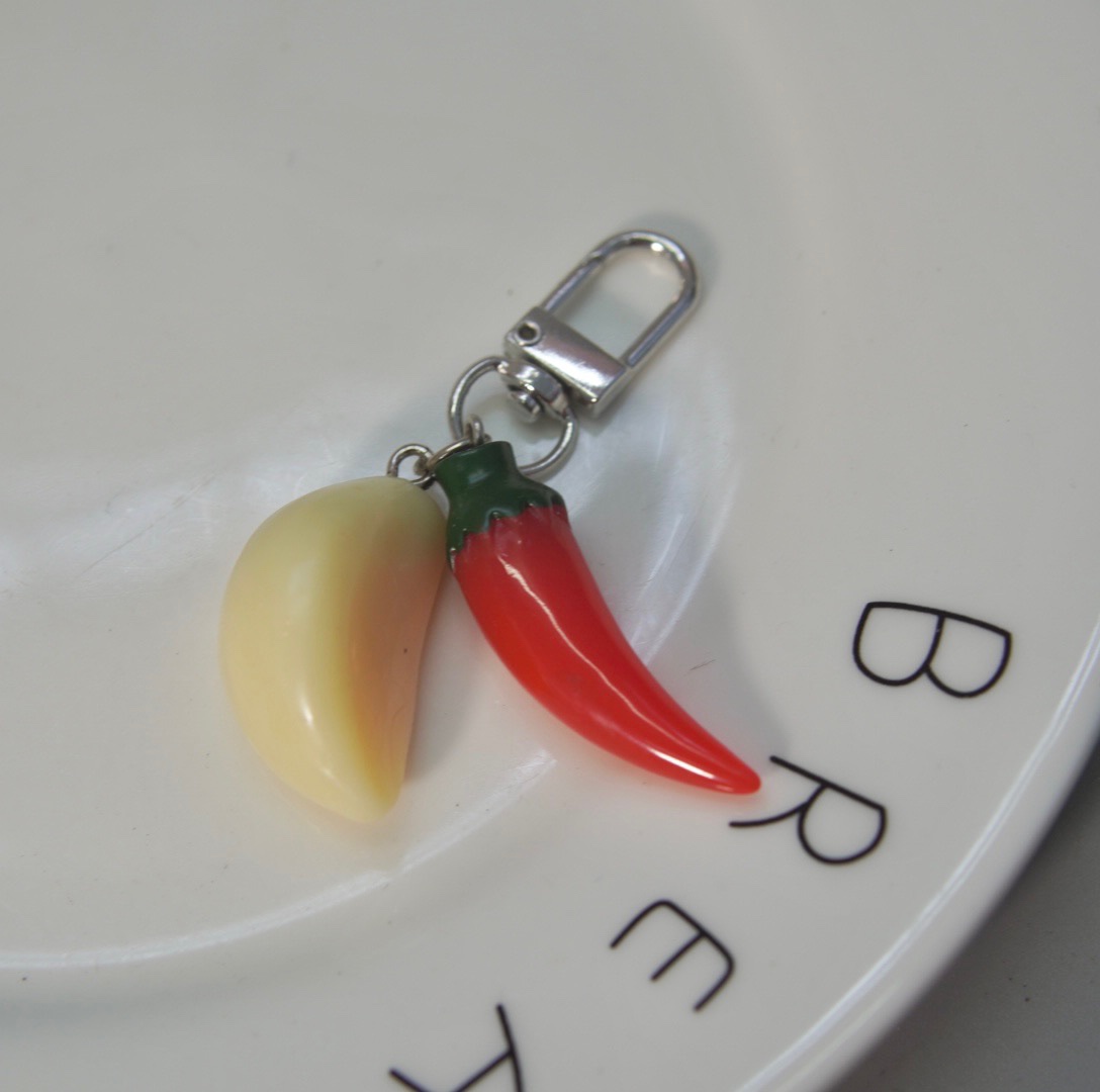 红辣椒蒜头小挂件创意个性汽车可爱女钥匙链圈环锁匙扣书包挂饰
