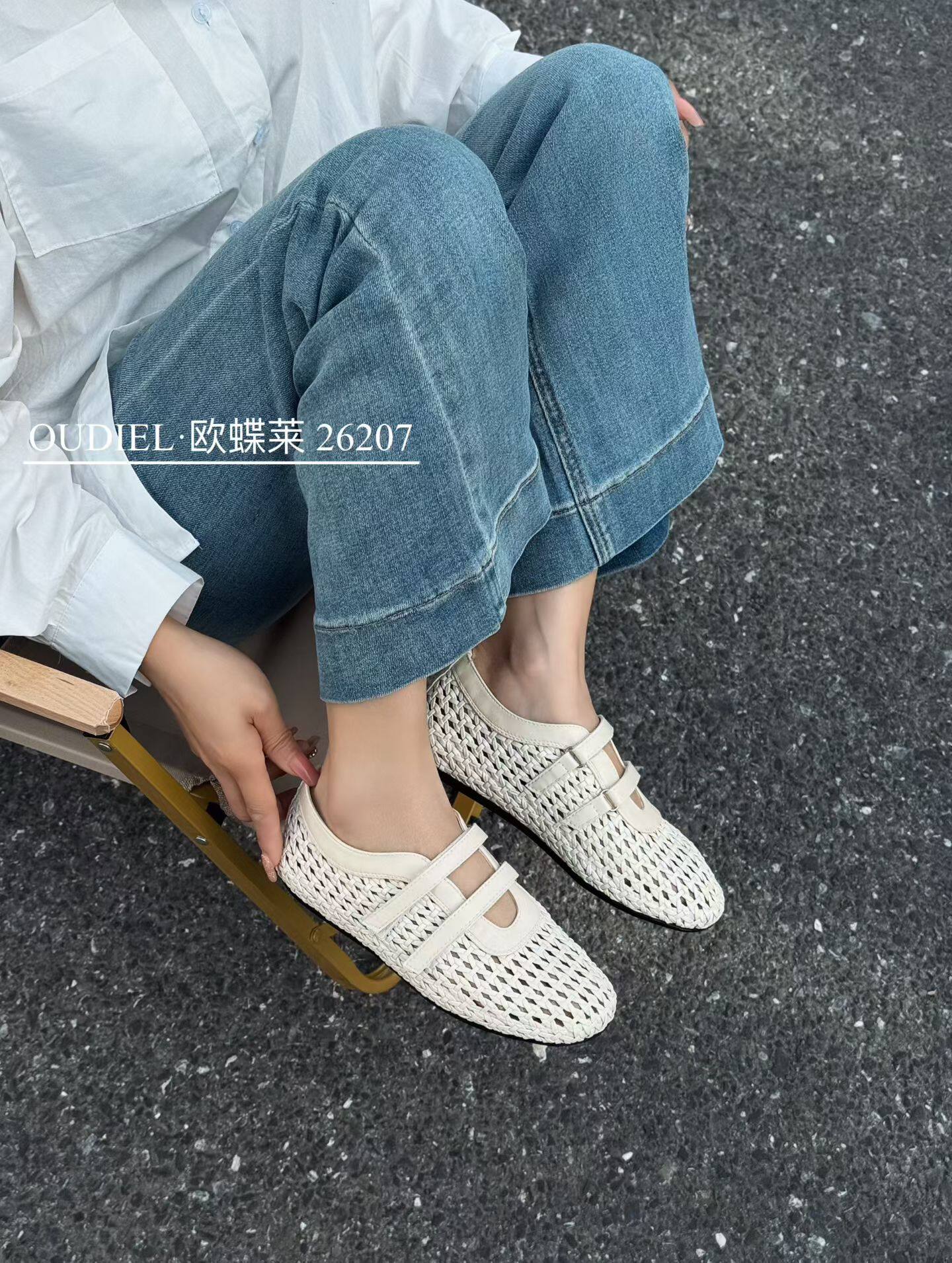 欧洲站欧货2026新款真皮女法式粗跟高跟鞋魔术贴网鞋单鞋时装鞋女