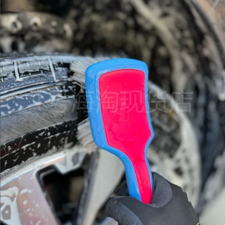 Detail Factory Tire Brush - Stiff Bristle & Rubber Grip - Product image 2
