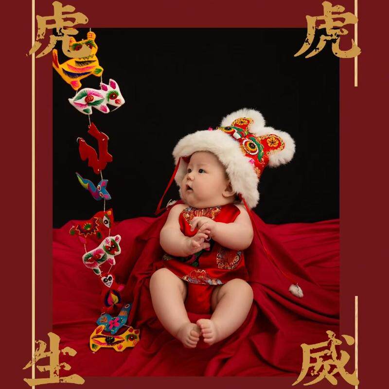 儿童摄影服装新款红肚兜中式国风宝宝拍照道具影楼新年蛇年道具