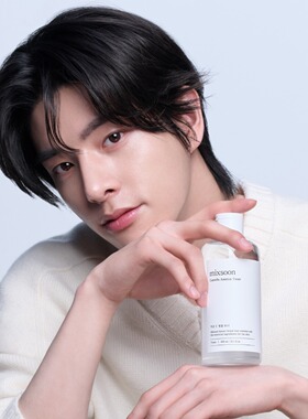 韩国mixsoon积雪草爽肤水300ml补水镇定保湿湿敷化妆水可作喷雾