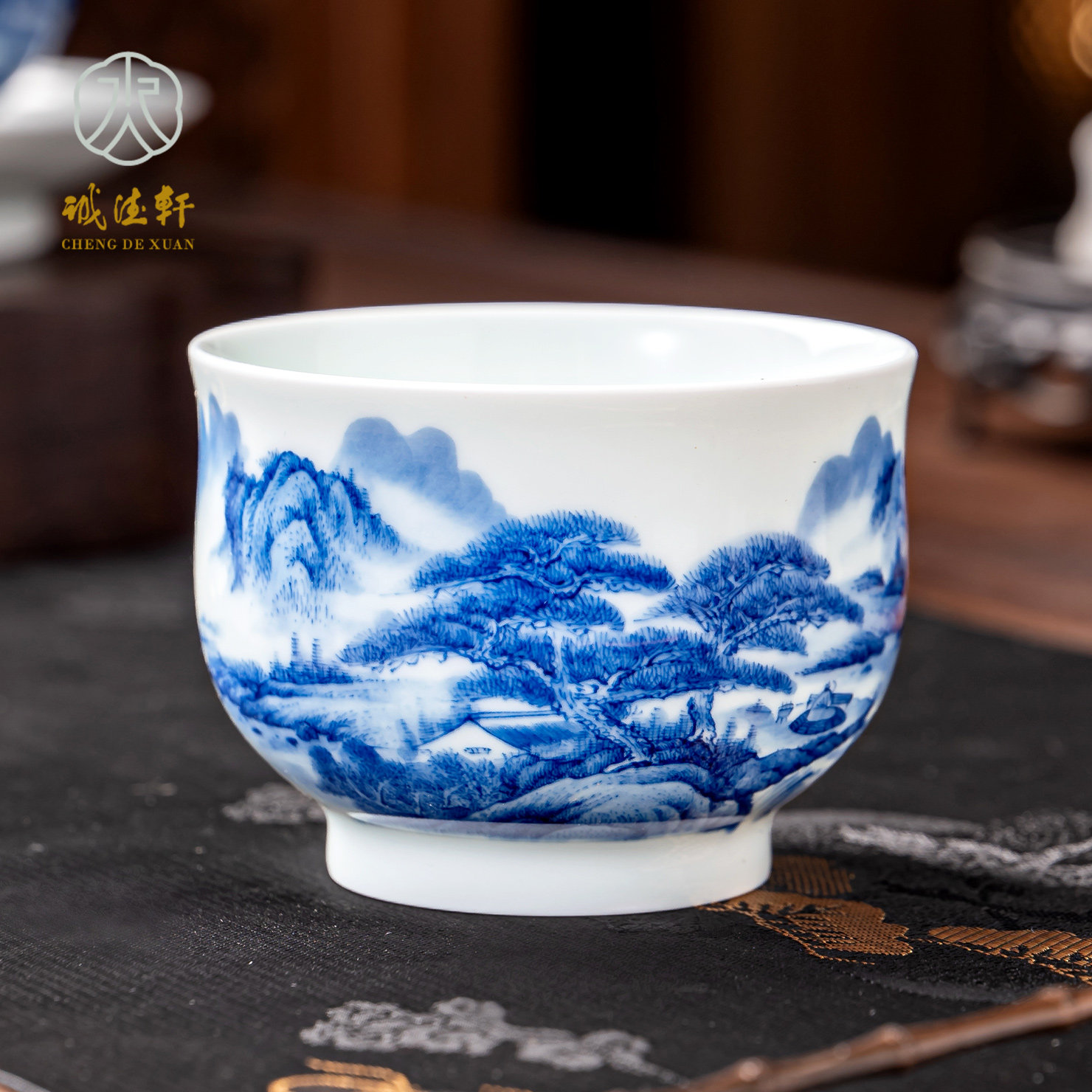 诚德轩主人杯单杯青花千山凝翠炉式杯景德镇山水茶杯高端个人专用