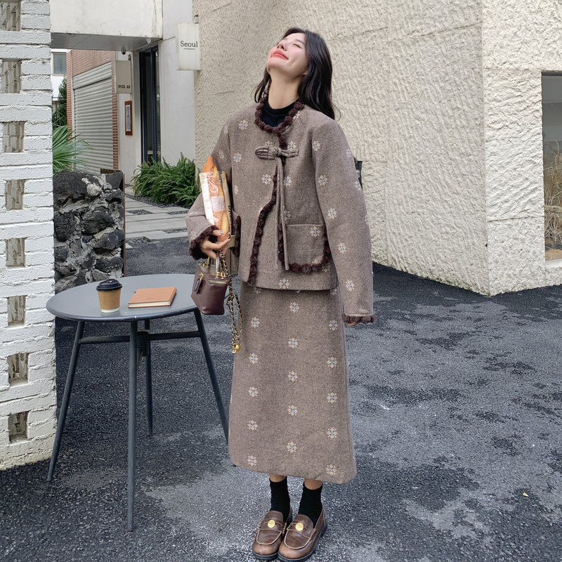 小香风碎花咖色毛呢外套半身裙套装女秋冬高级感气质小个子两件套,女装套装/套裙,2C018