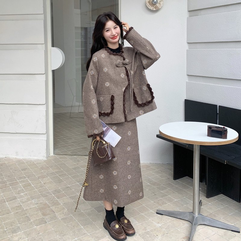 小香风碎花咖色毛呢外套半身裙套装女秋冬高级感气质小个子两件套,女装套装/套裙,2C018