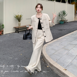 早秋新款2025超好看休闲女设计感宽松显瘦外套阔腿裤两件套无围脖图片