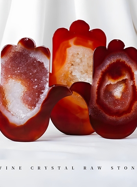 天然红玛瑙带晶洞手掌雕刻件水晶晶簇摆件矿石标本家居装饰