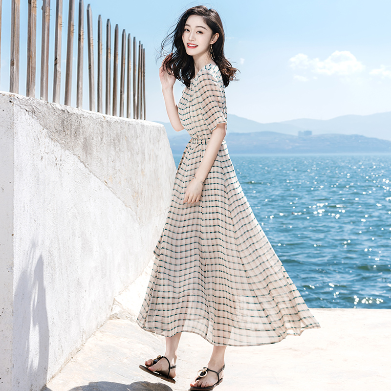2021夏季新款女装格子雪纺长裙