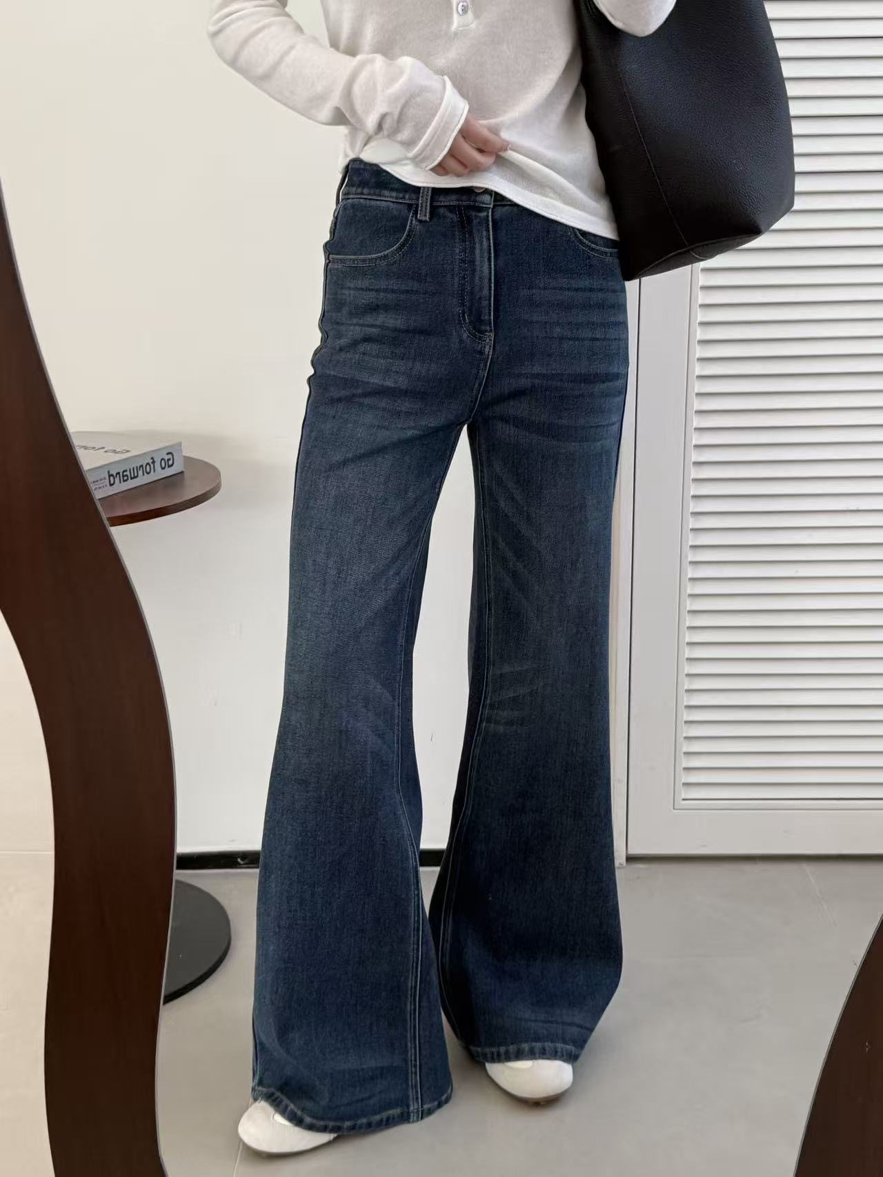 高腰深蓝色微喇牛仔裤女2026秋季新款显瘦拖地喇叭裤直筒裤潮3327