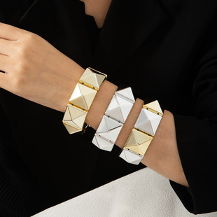 metal wind bright Square bracelet luxury face woman light