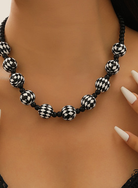 时尚复古黑白格简约项链