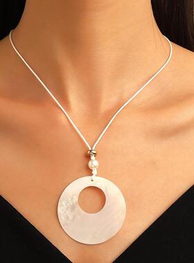 Personality temperament natural shell pendant niche necklace