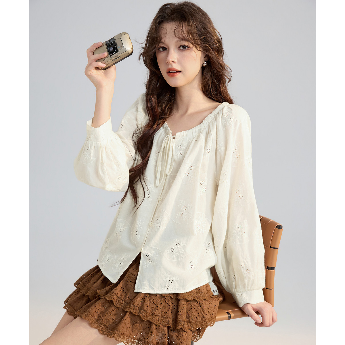 唐狮官方正品女2026新款旗舰女装店商场同款衬衫泡泡袖宽松上衣