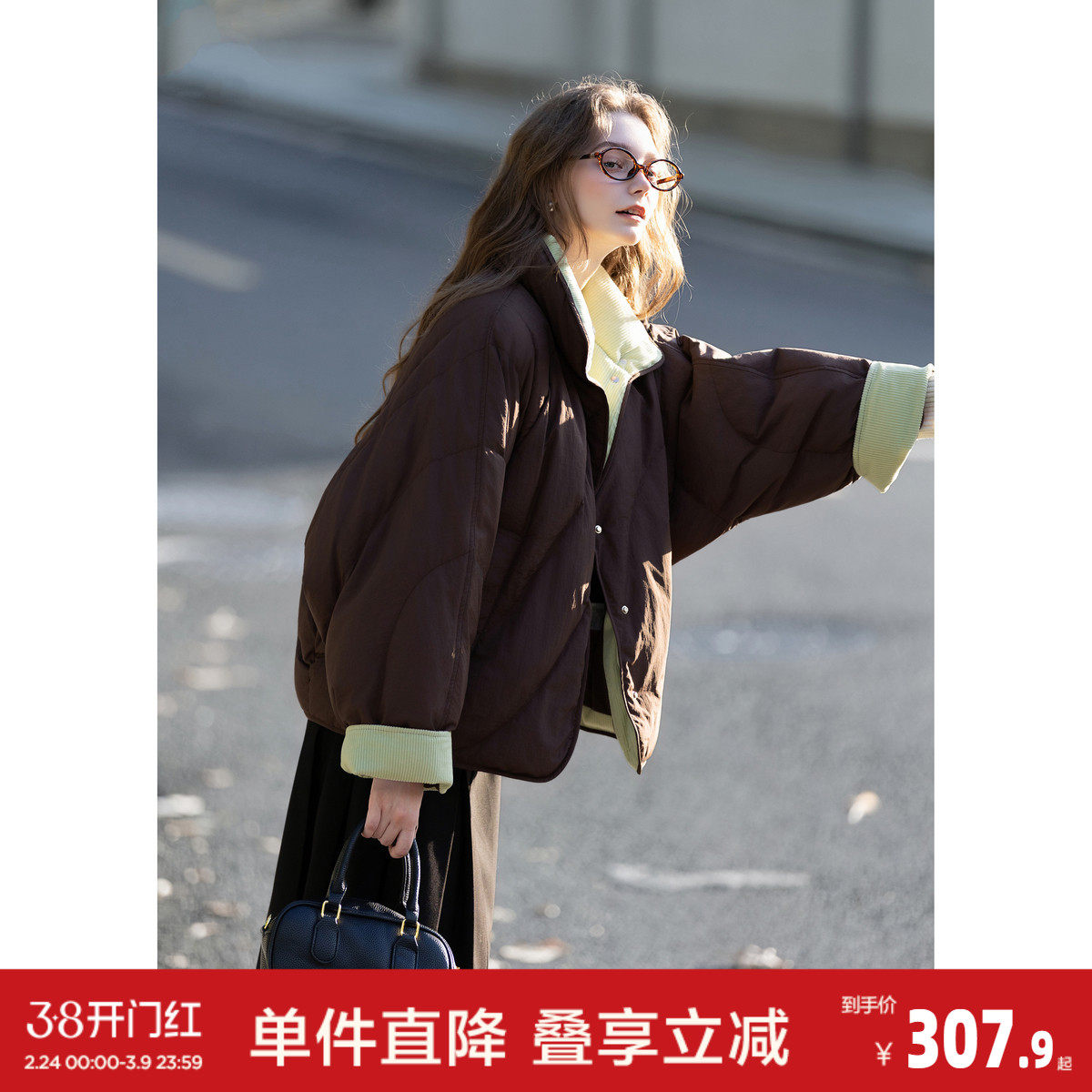 唐狮冬季新款短款羽绒服女撞色灯芯绒拼接蝙蝠袖立领防寒保暖时尚