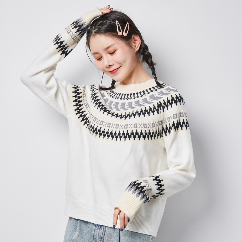 唐狮秋冬新款女图案提花套头长袖毛衫