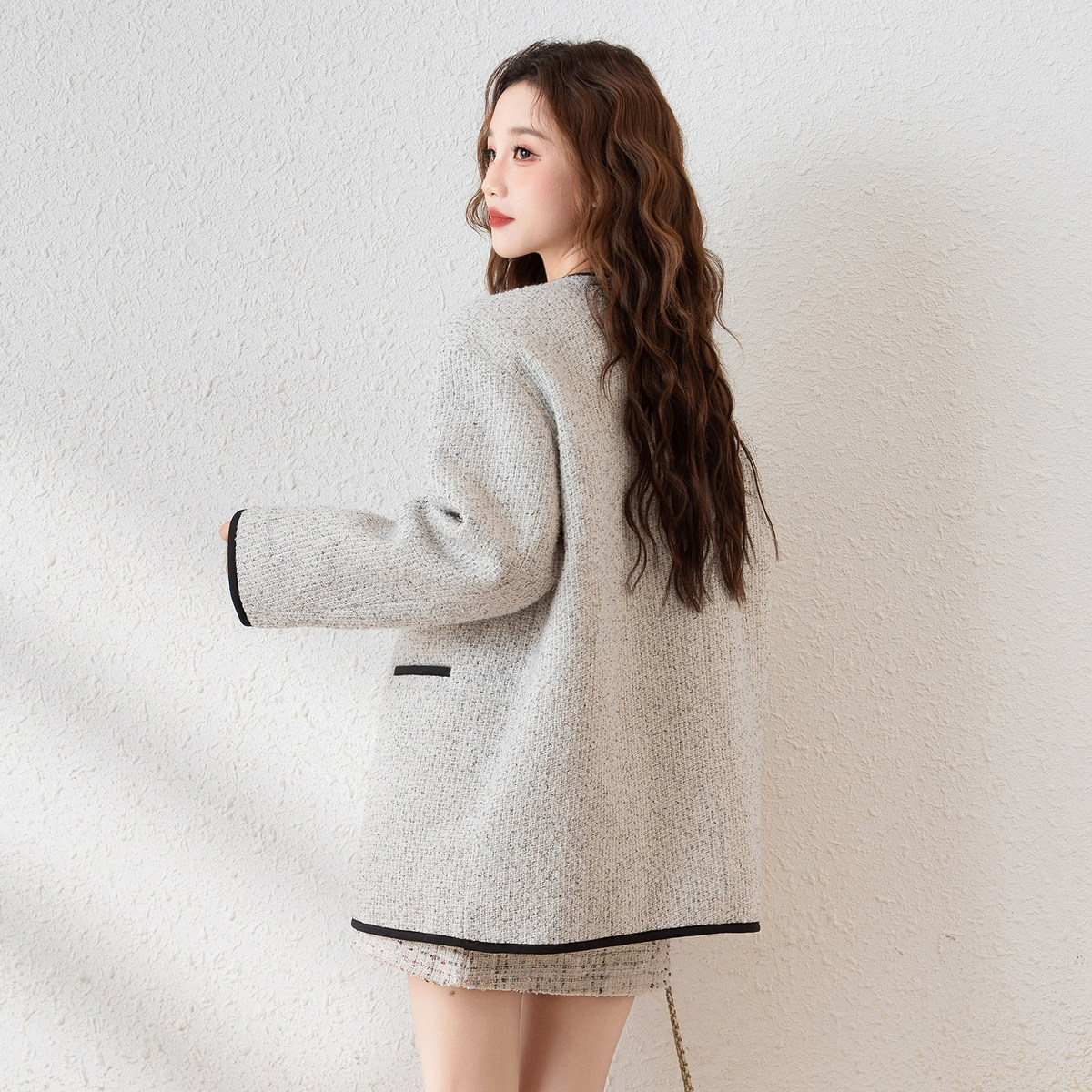 唐狮2024新款冬季小香风外套加厚仿毛呢上衣宽松气质温柔穿搭韩系