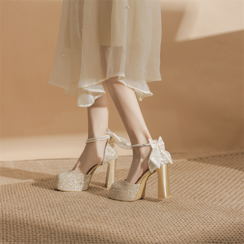 公主风蝴蝶结一字扣带高跟鞋女香槟色婚鞋伴娘新娘单鞋浅口中空式,女鞋,婚鞋,淘宝优惠券,粉丝福利购,淘宝优惠卷