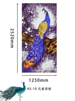 КС-10 Павлин лазит по ветке