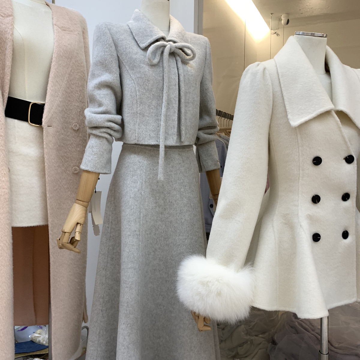 FalleaF-双面尼羊毛外套+半身裙套装(配领带)(含100羊毛)(无领标)