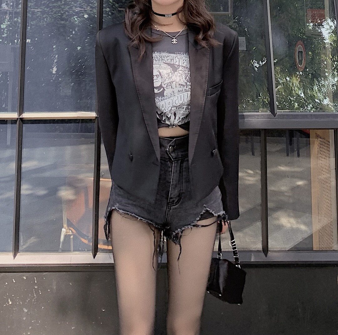 ROUGE DIAMOND摇滚女明星/炭灰色高腰破洞超短牛仔短裤打底裤靴裤