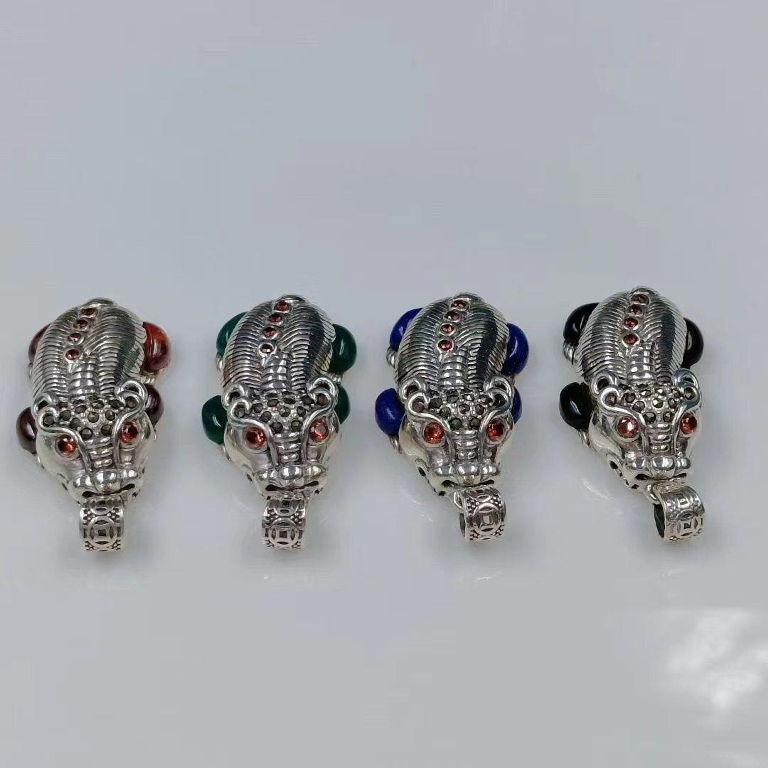 星蒙丽银925纯银~貔貅马克赛镶嵌青金/黑/绿玛瑙/石榴红吊坠复古