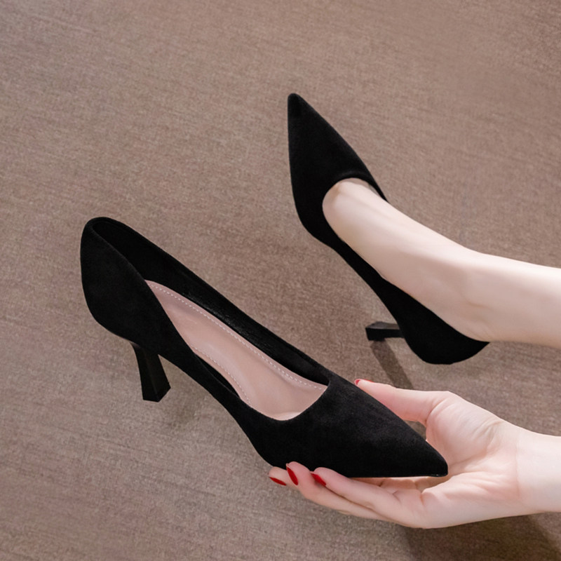 港风轻奢新款~尖头细跟高跟鞋女春秋不累脚黑色真皮浅口职业单鞋