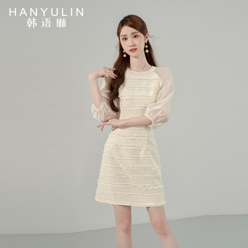 连衣裙女春春高级感气质显瘦春季法式别致修身裙子