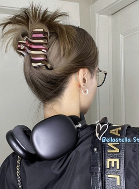 彩虹瀑布爱心镂空醋酸抓夹新款高级感后脑勺盘发鲨鱼夹子百搭头饰