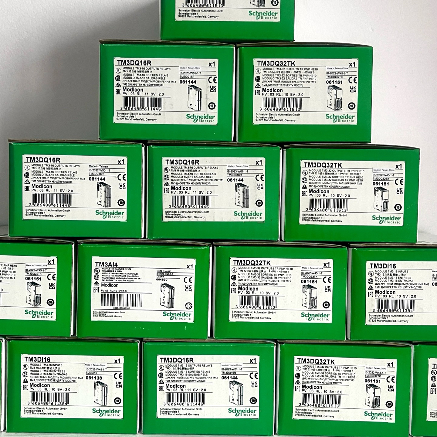 施耐德模块TM5ACBM11 TM100C32RN