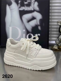 2026春季 百搭透气面包鞋 新款 女增高休闲运动板鞋 厚底小白鞋