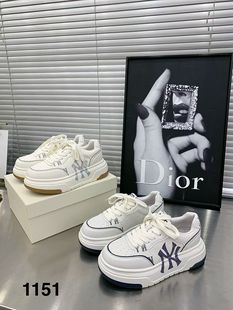 百搭增高小个子松糕板鞋 女真皮2026春秋新款 厚底字母潮鞋