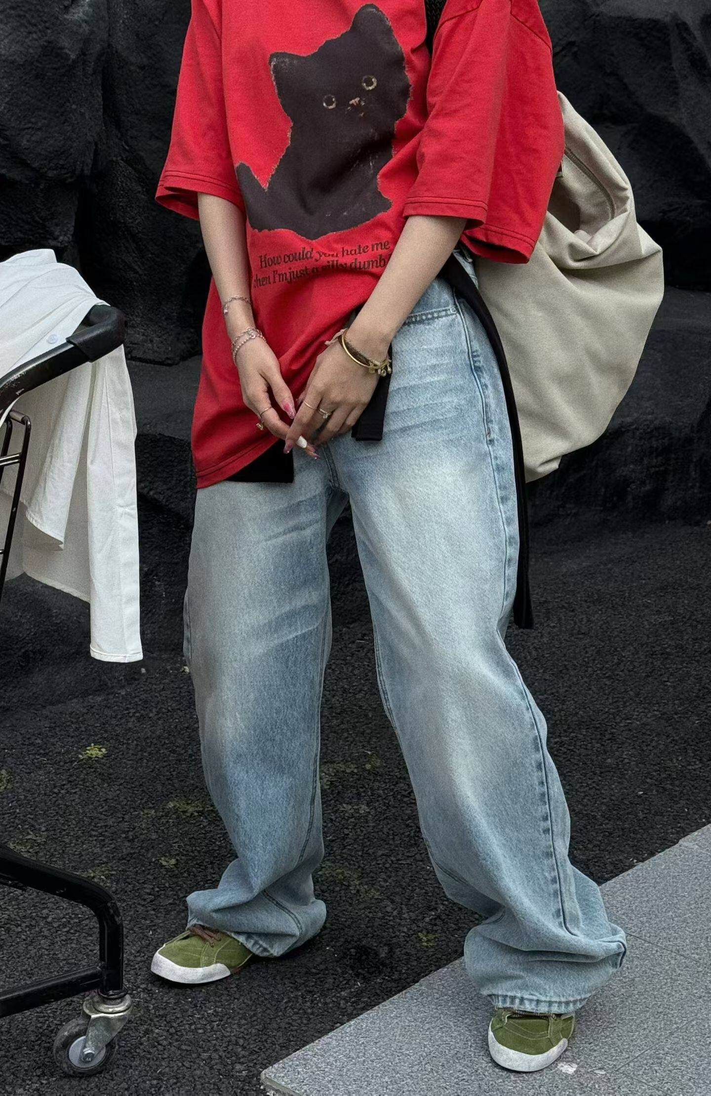 Miss家 2026春季新款韩版时尚百搭显瘦高腰宽松浅蓝色直筒牛仔裤