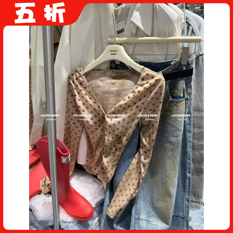 【五折】26新款韩版时尚百搭显瘦圆v领领爱心印花长袖开衫上衣潮