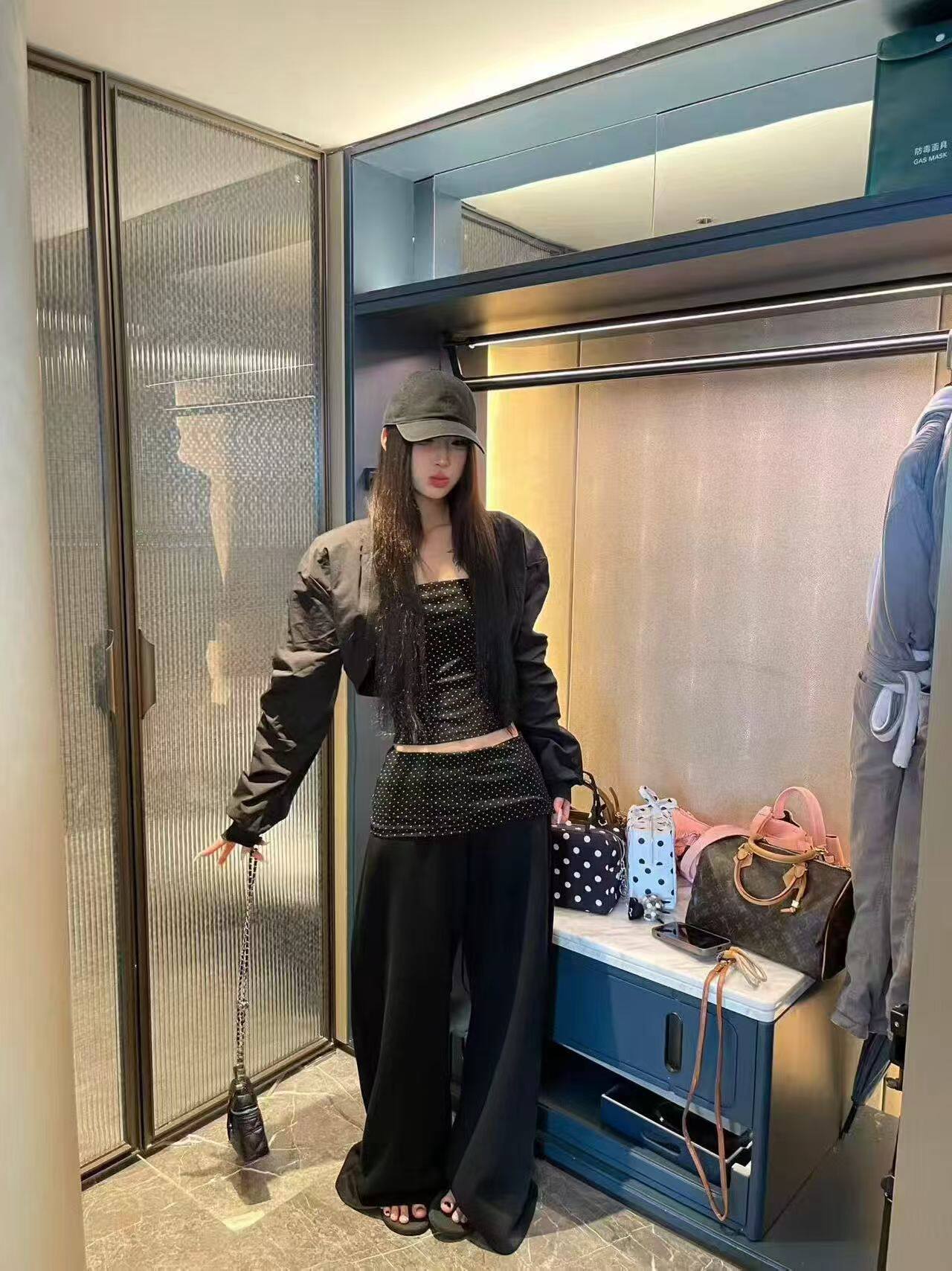 Miss家 黑色波点抹胸背心+显瘦坎肩外套+腰头拼接波点裤三件套