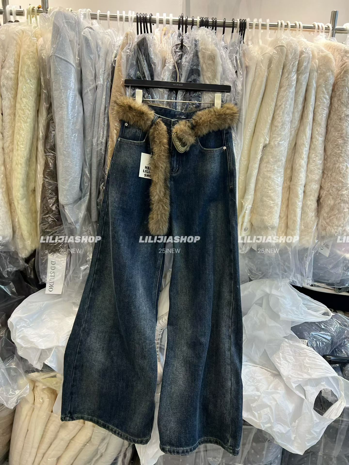 Miss家 美式复古牛仔裤女辣妹宽松阔腿抓绒垂感拖地裤配毛毛腰带