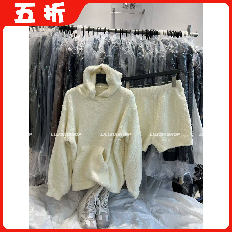 【五折】2025秋冬新款韩版时尚百搭宽松显瘦连帽毛衣+短裤套装女