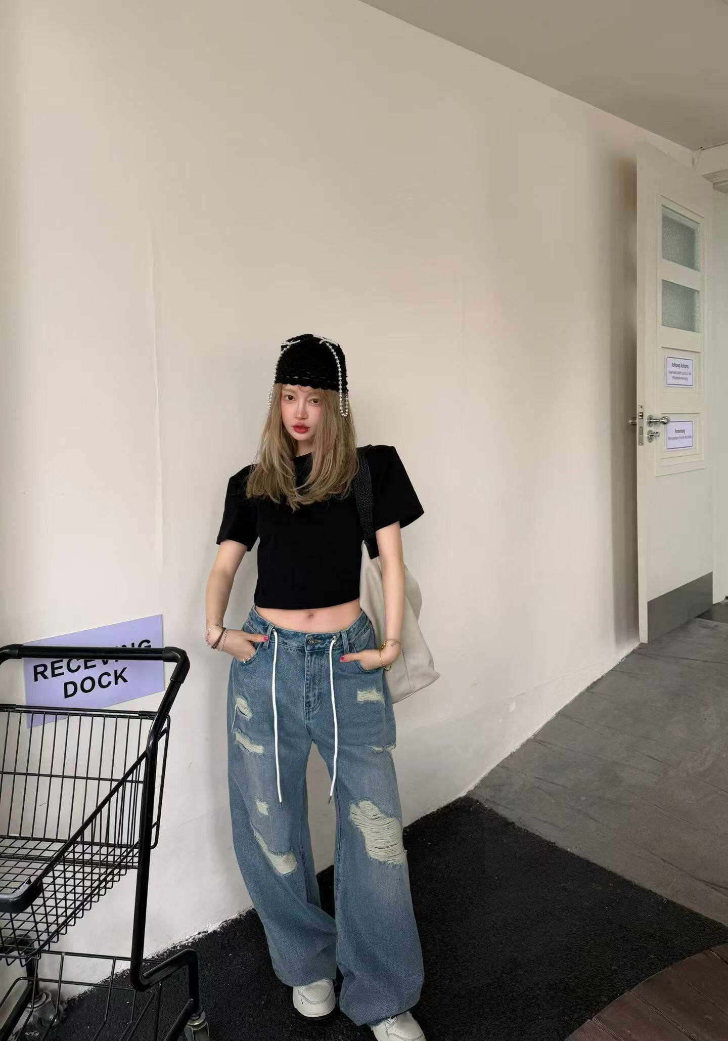 Miss家 2026新款韩版时尚百搭显瘦高腰破洞直筒牛仔裤女宽松阔腿