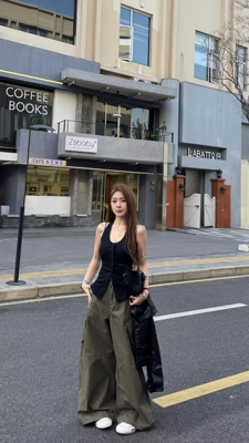 Miss家 2026新款韩版时尚百搭显瘦单排扣气质收腰U领无袖背心