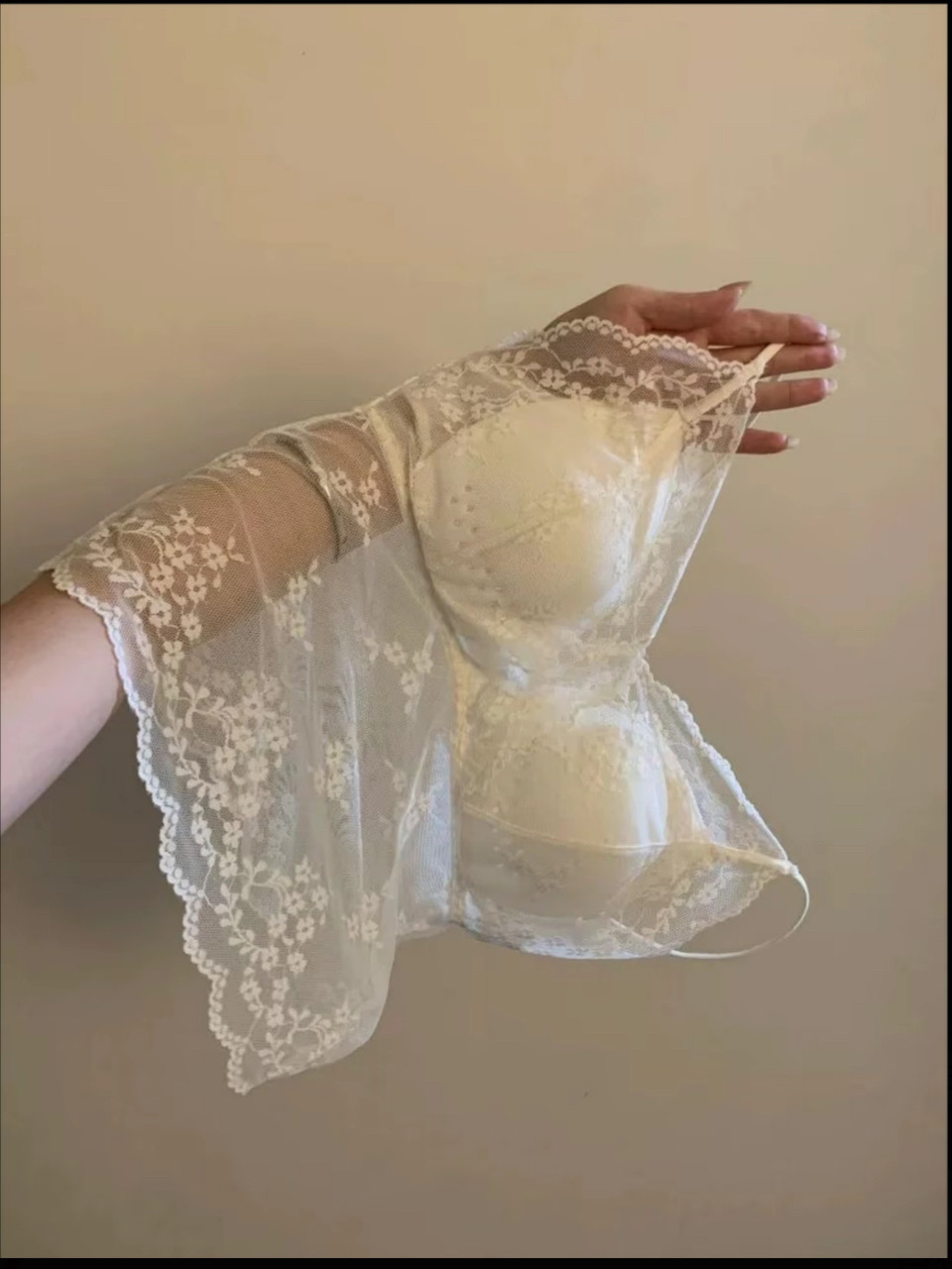 Miss家 带胸垫蕾丝吊带背心女内搭外穿打底辣妹修身网纱美背上衣