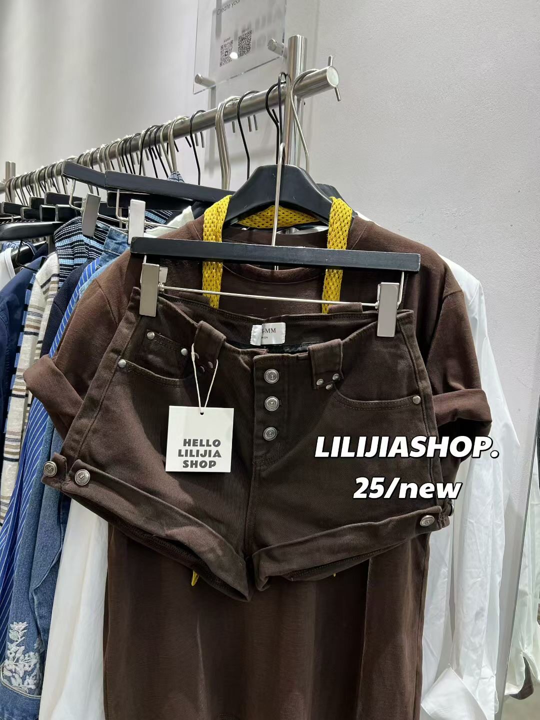 【五折】2025秋美式复古烟灰色低腰牛仔短裤女包臀辣妹卷边热裤