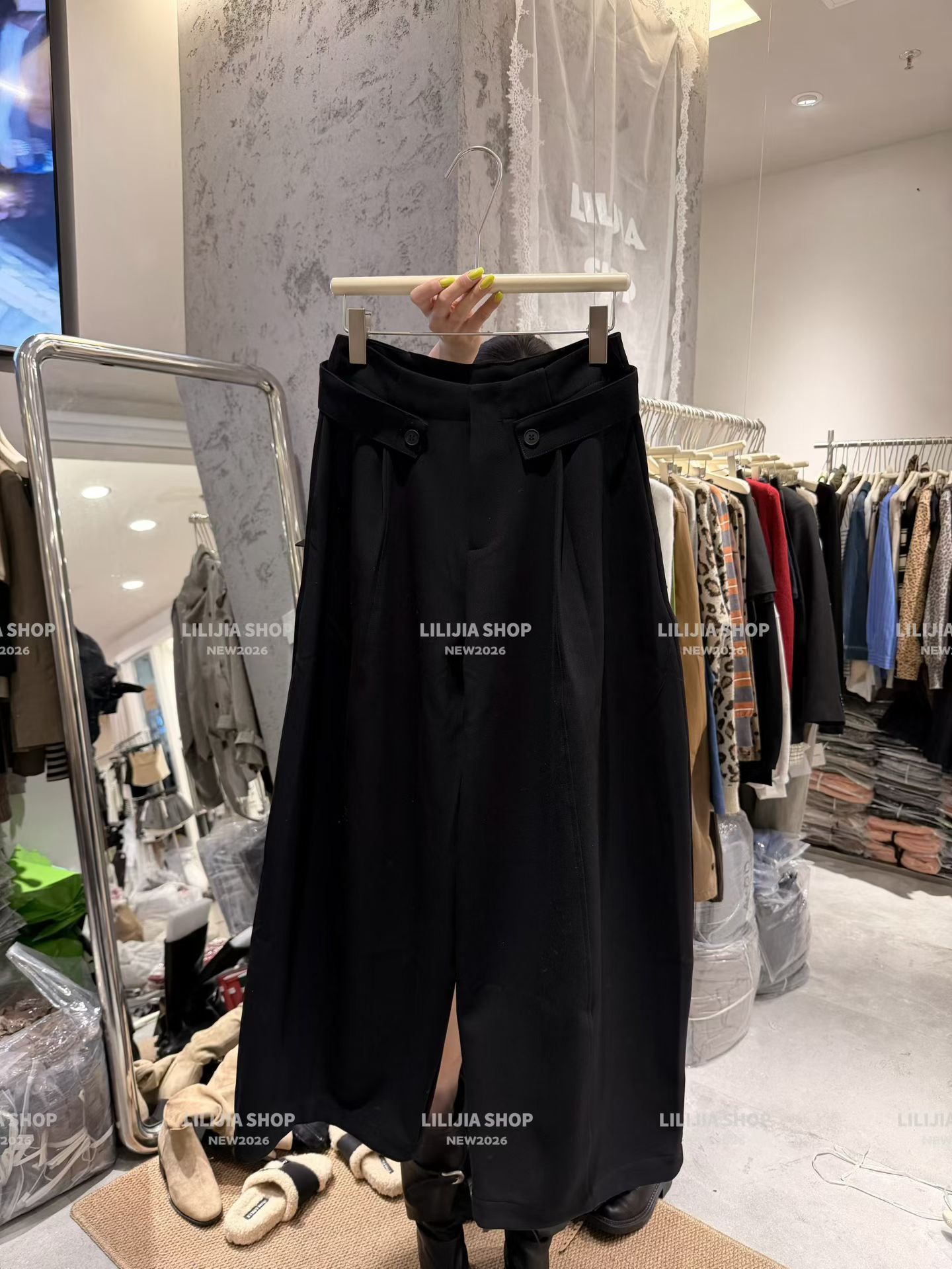 Miss家 2026秋季新款韩版时尚百搭显瘦高腰黑色西装阔腿裤女