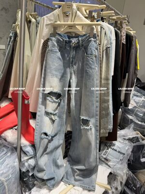 Miss家 2026新款韩版时尚百搭显瘦浅蓝色破洞阔腿牛仔裤休闲长裤