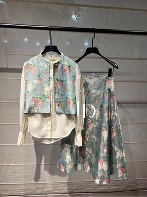 maikun899底价私信，蓝色宋锦紫藤花盘扣中式马甲