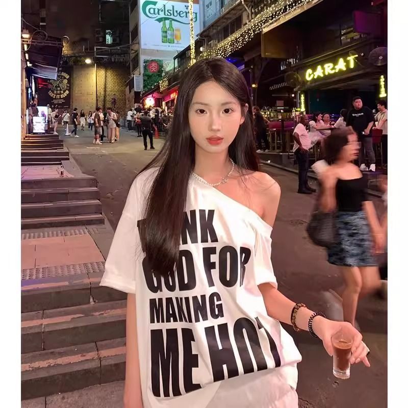 夏季纯欲辣妹斜肩慵懒短袖t恤女宽松显瘦设计感小众露肩百搭上衣