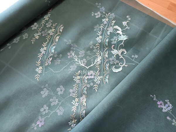 苏绣手工绣花真丝老绣长幅衣料高端中式服装汉服旗袍定制刺绣面料