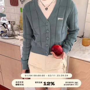 美好商店MeihaoStore基础薄款小版型暗纹格子长袖开衫v领毛衣