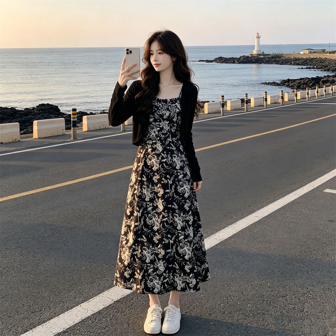 气质女神范碎花连衣裙子夏季赫本风薄款开衫吊带裙两件套装女春秋
