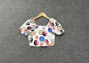 3.19少量几件源货印花短袖 上衣 短款