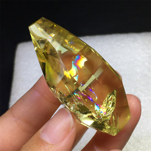 纯天然巴西白黄水晶黄阿赛彩虹原石打磨不规则吊坠手把件装饰品