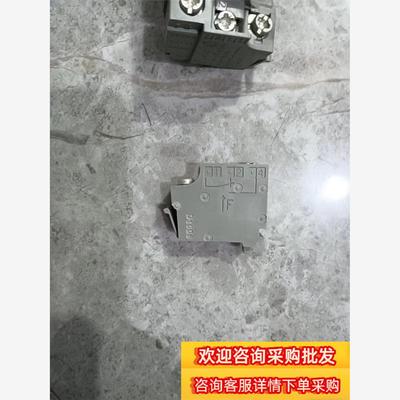 断路器附件 29450 辅助触点成色很新共38只现货议价